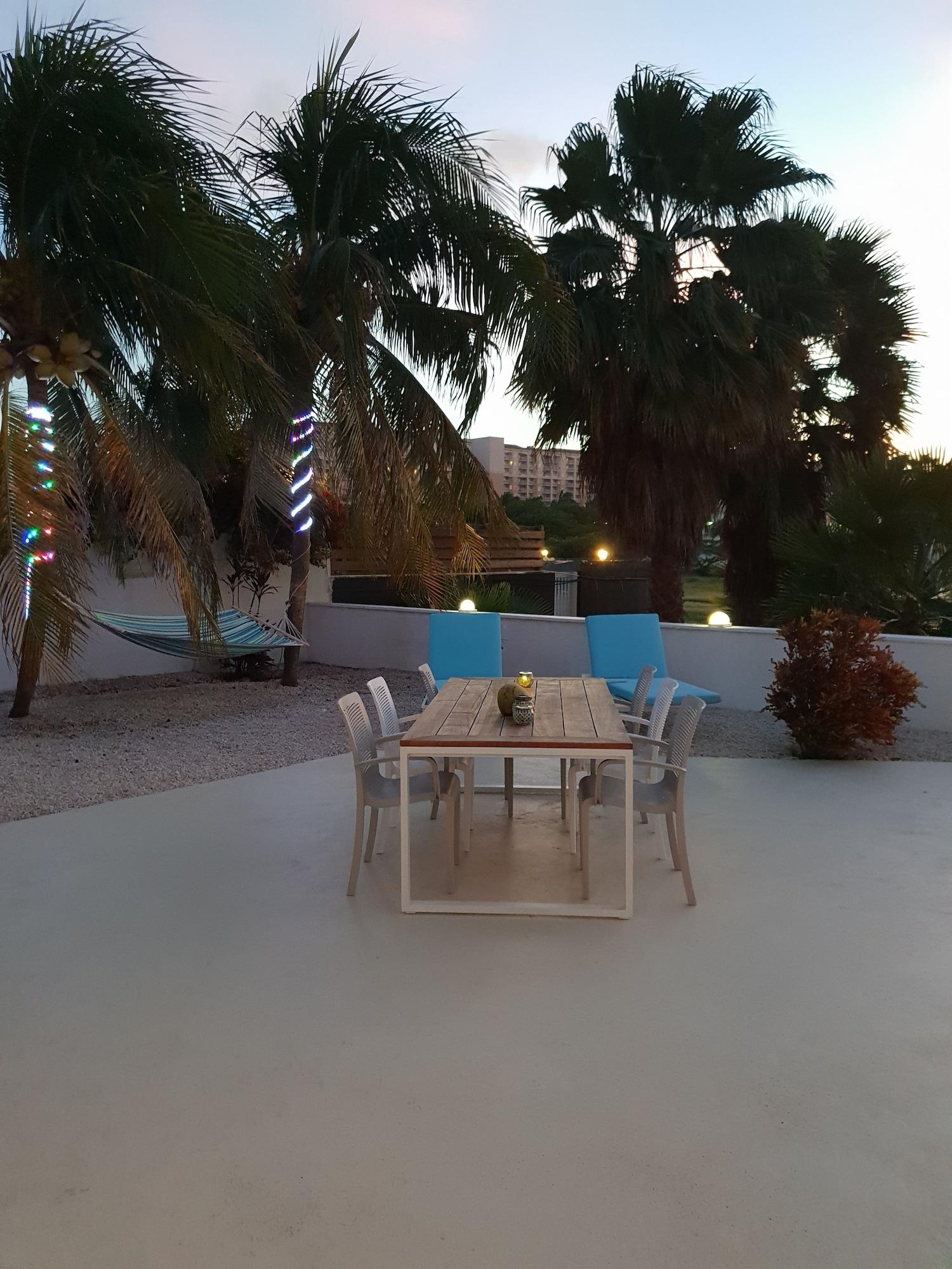 Karibu Aruba Boutique Hotel Palm Beach Kültér fotó